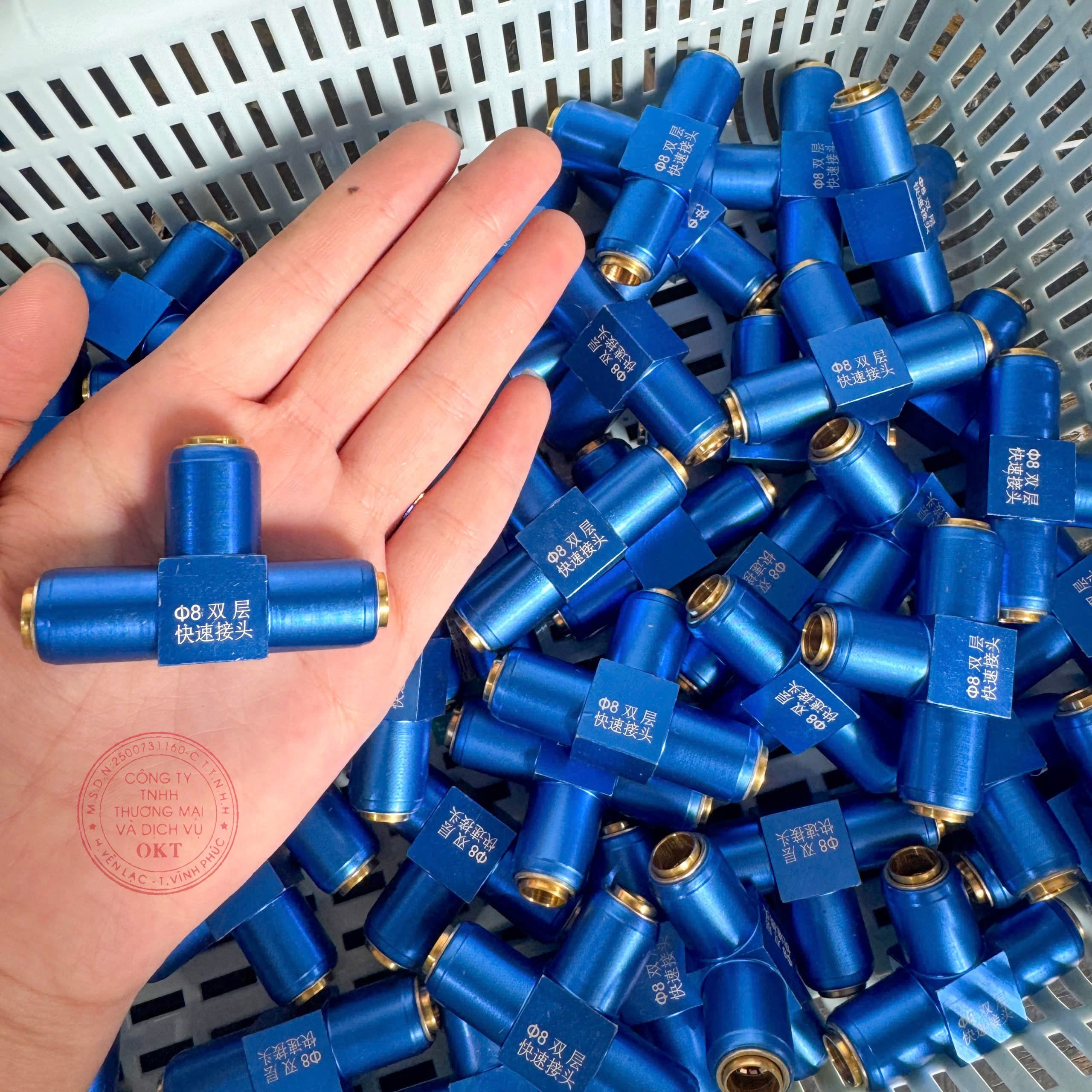 z6856300721734_2f30b8f4fee352010d5da3fcd825d944